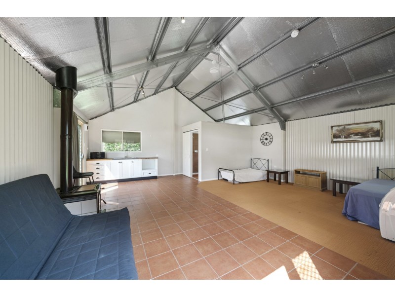 745 Murphys Creek Road, Upper Lockyer QLD 4352