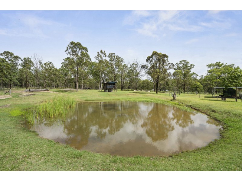 745 Murphys Creek Road, Upper Lockyer QLD 4352