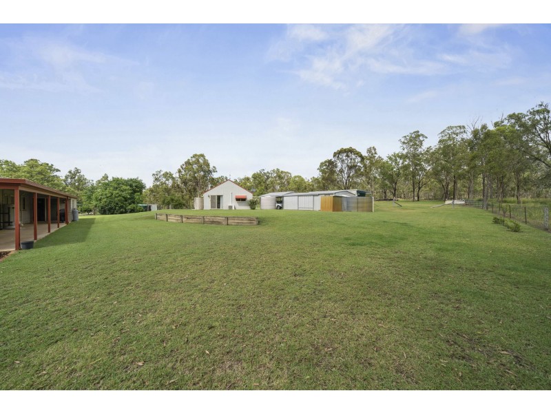 745 Murphys Creek Road, Upper Lockyer QLD 4352