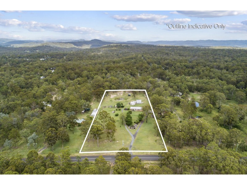 745 Murphys Creek Road, Upper Lockyer QLD 4352