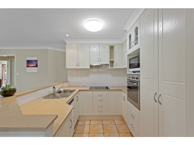 22 Catalina Drive, Wilsonton QLD 4350
