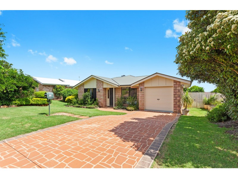 22 Catalina Drive, Wilsonton QLD 4350