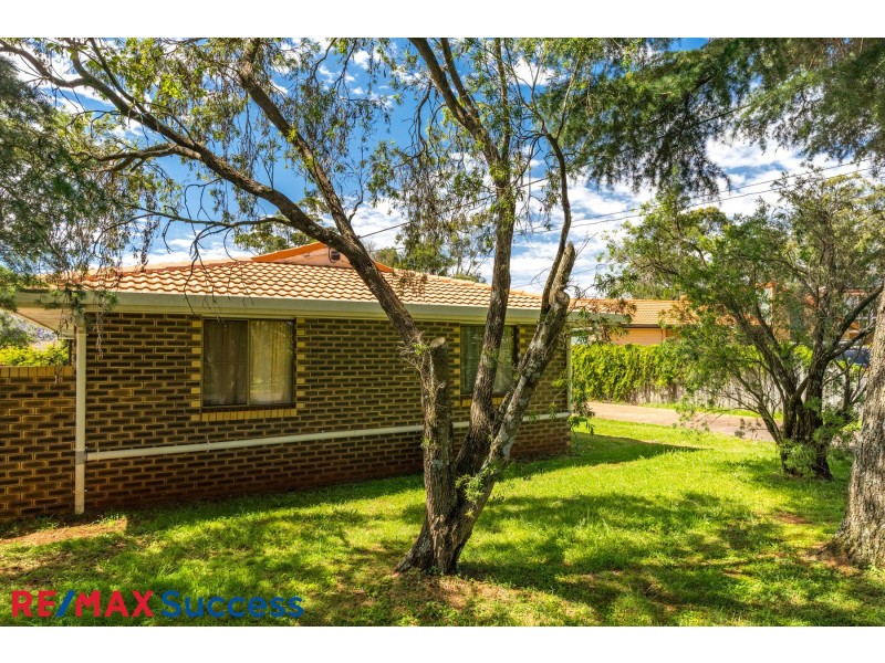 2/6 Collard Court, Darling Heights QLD 4350