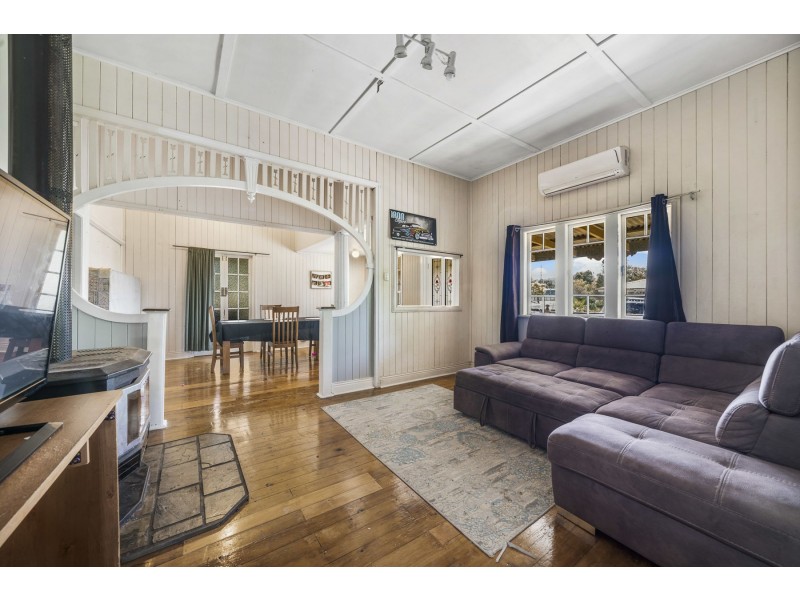 12 Gore Street, Westbrook QLD 4350