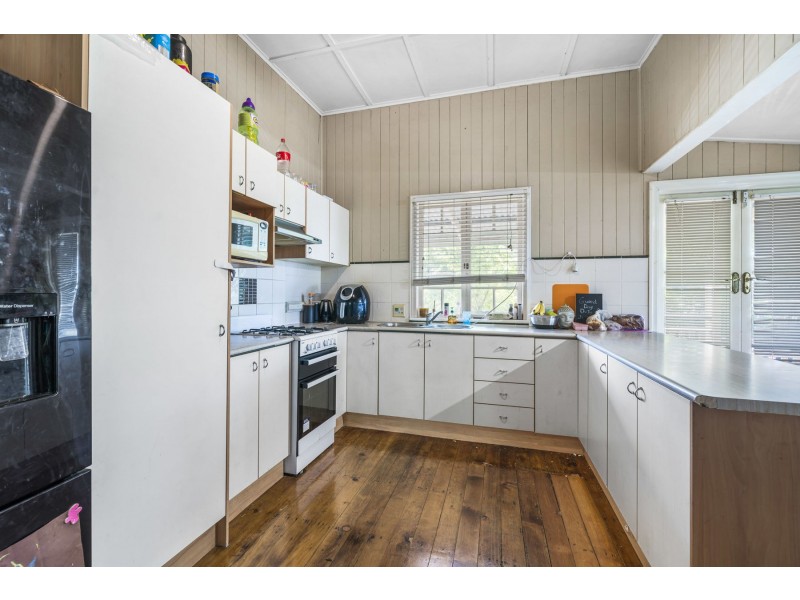 12 Gore Street, Westbrook QLD 4350