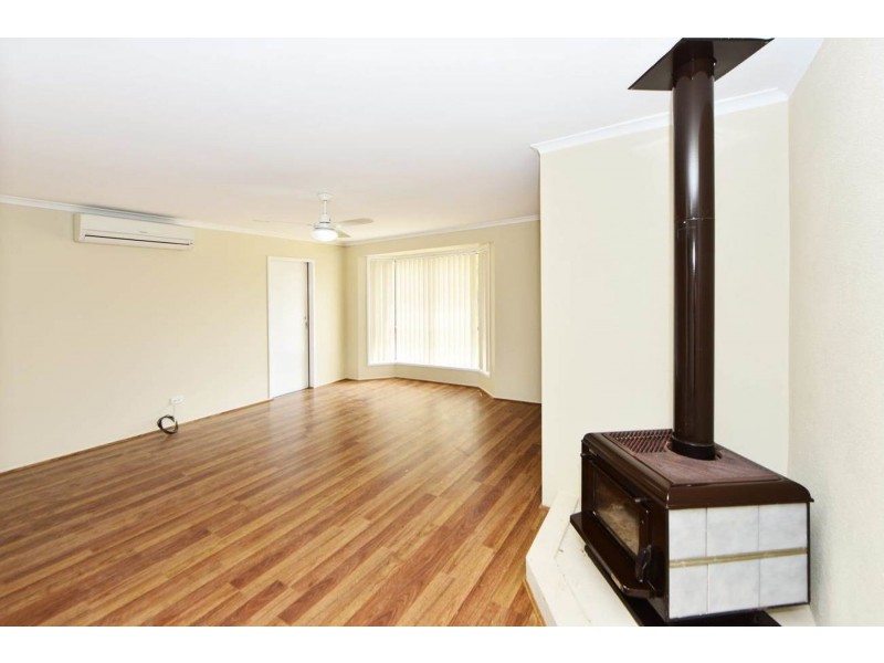 16 Crosby Street, Darling Heights QLD 4350