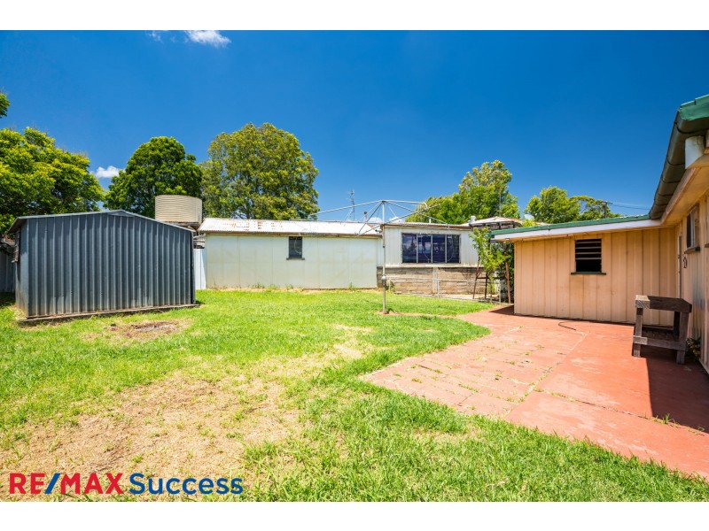 10 Teesdale Avenue, Newtown QLD 4350