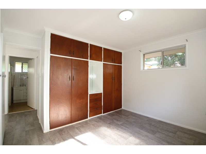 2/114 Curzon St, Rangeville QLD 4350