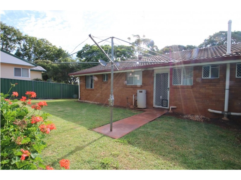 2/114 Curzon St, Rangeville QLD 4350