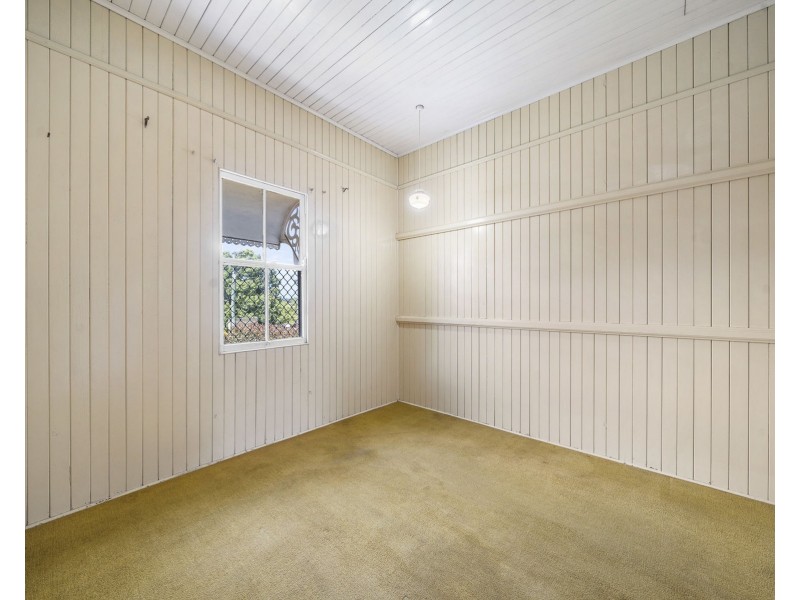 198 Ruthven Street, North Toowoomba QLD 4350