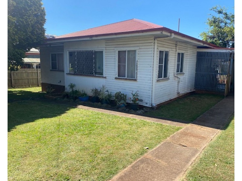 181 South Street, South Toowoomba QLD 4350