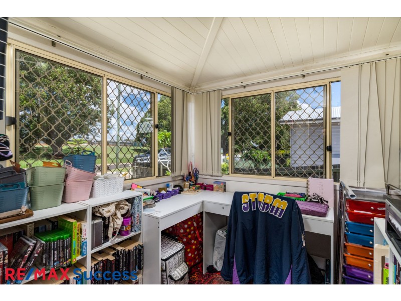 273A Geddes St, Centenary Heights QLD 4350
