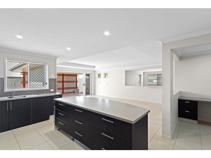 5 Osprey Court, Rangeville QLD 4350