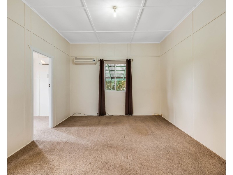 30 Cooke Street, Goombungee QLD 4354