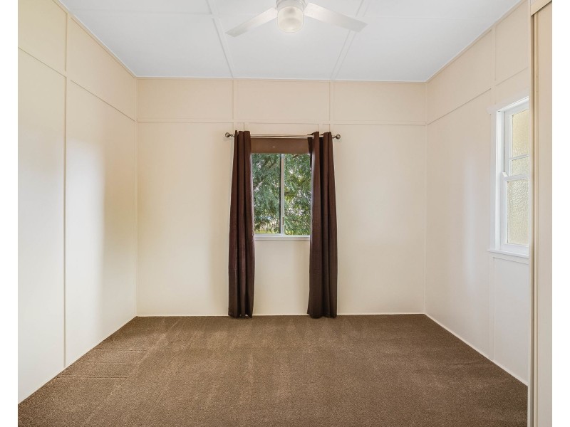 30 Cooke Street, Goombungee QLD 4354