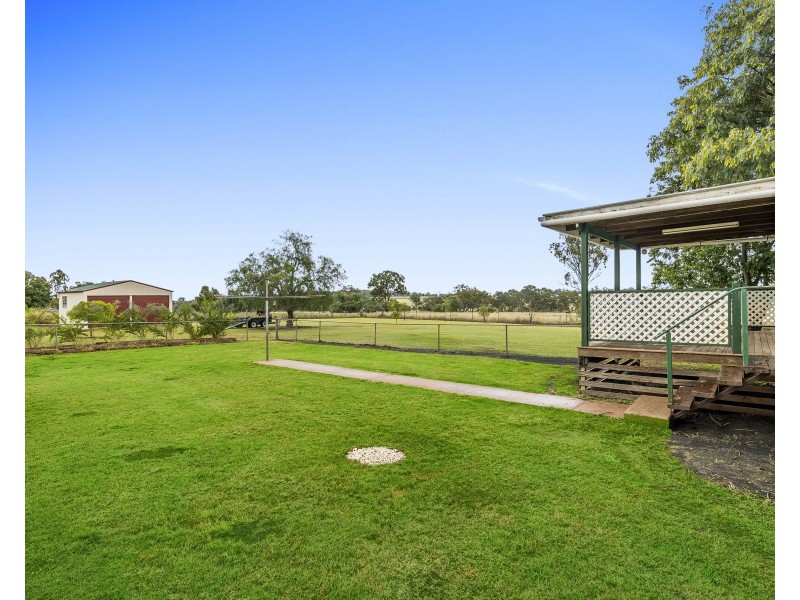 30 Cooke Street, Goombungee QLD 4354