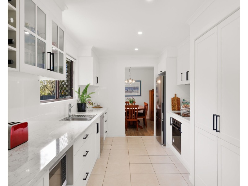 10532 New England Highway, Highfields QLD 4352