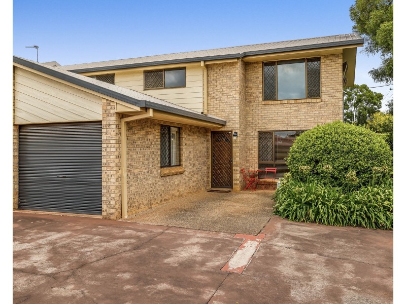 1/56 Gordon Avenue, Newtown QLD 4350