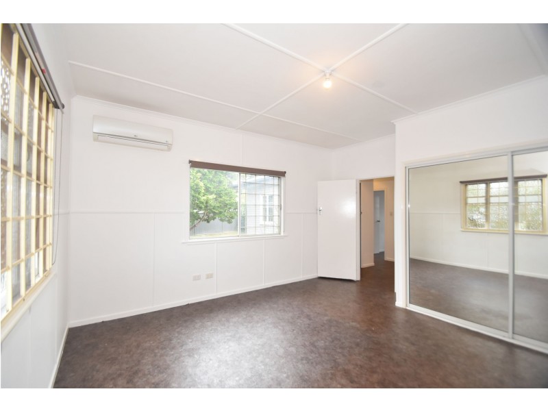 68 Long Street, Rangeville QLD 4350