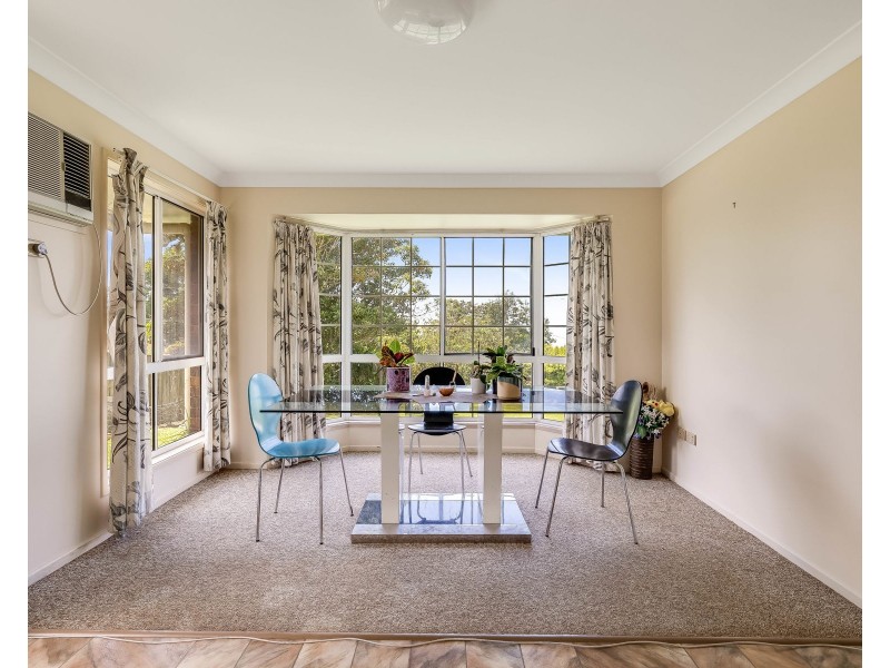 5 Skyline Drive, Blue Mountain Heights QLD 4350