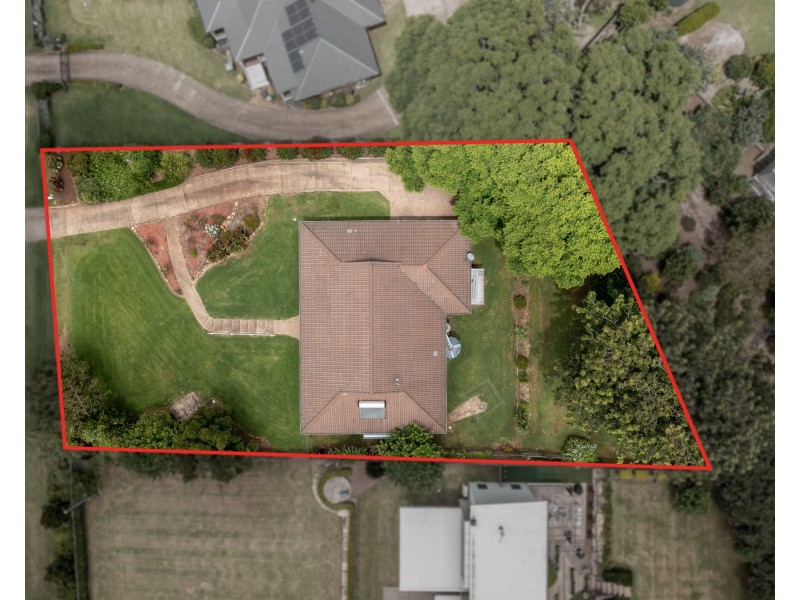 5 Skyline Drive, Blue Mountain Heights QLD 4350