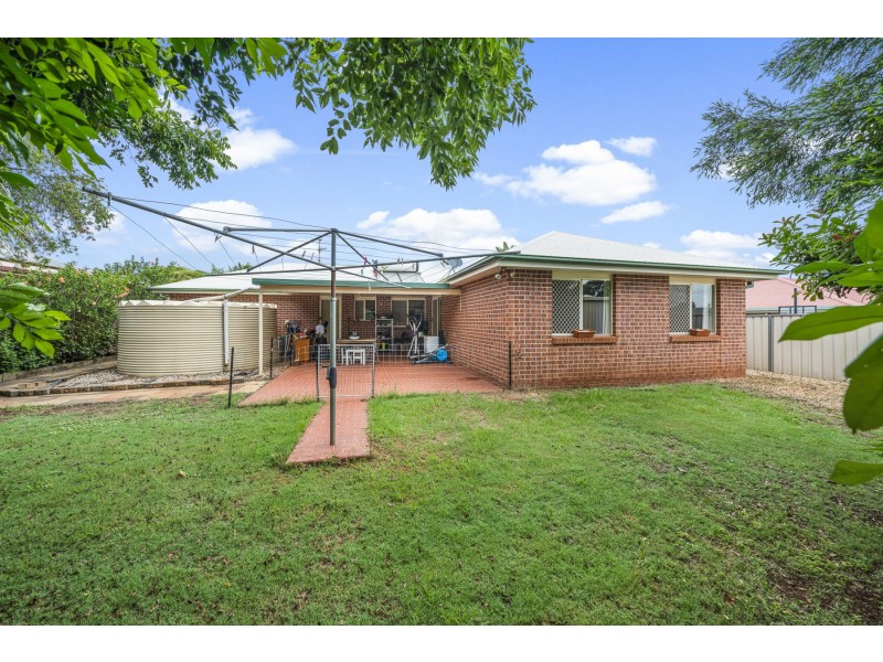 19 Glen Avon Court, Glenvale QLD 4350