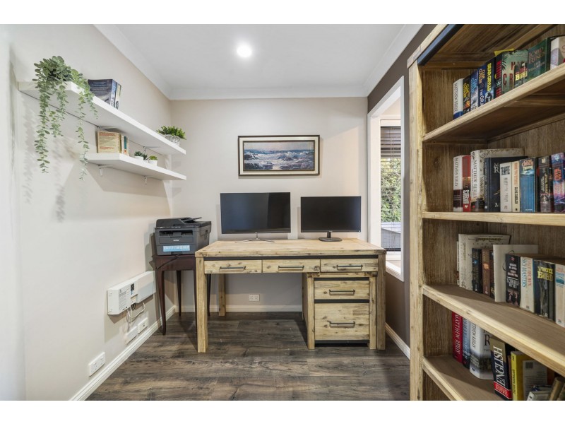 2 Dahlia Court, Middle Ridge QLD 4350