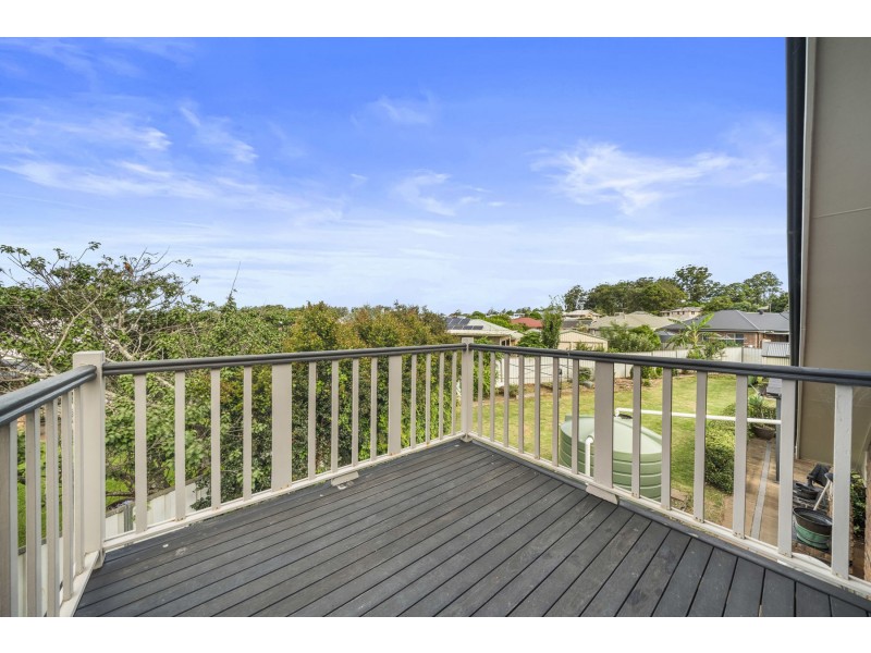 2 Dahlia Court, Middle Ridge QLD 4350