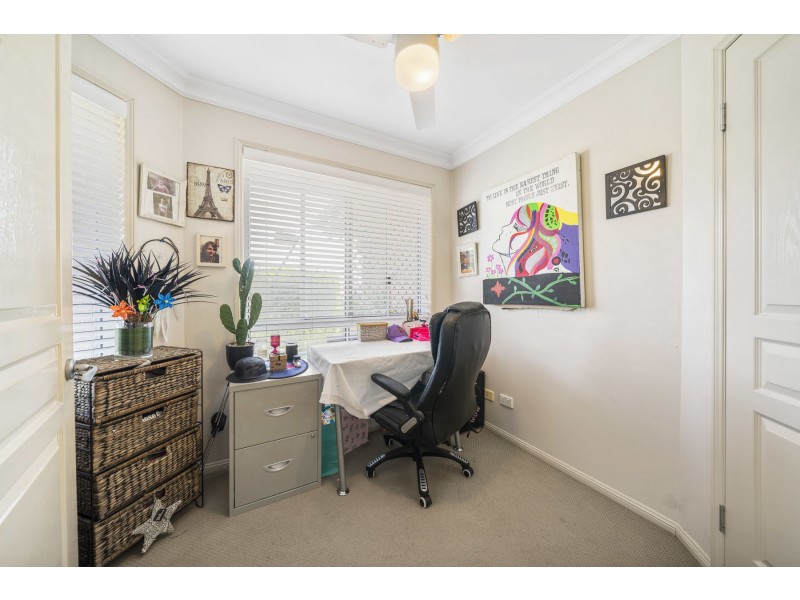 9 Barambah Street, Glenvale QLD 4350