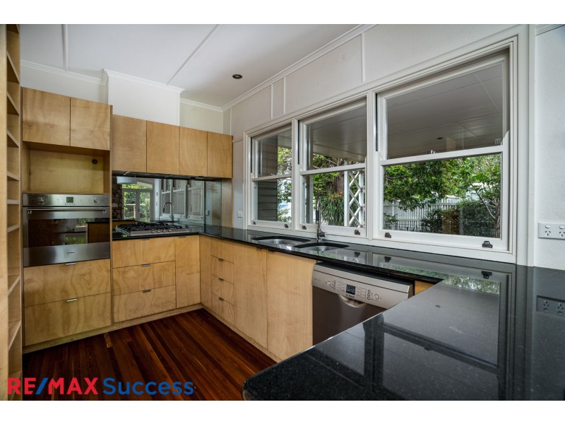 2 Lydwin Crescent, East Toowoomba QLD 4350