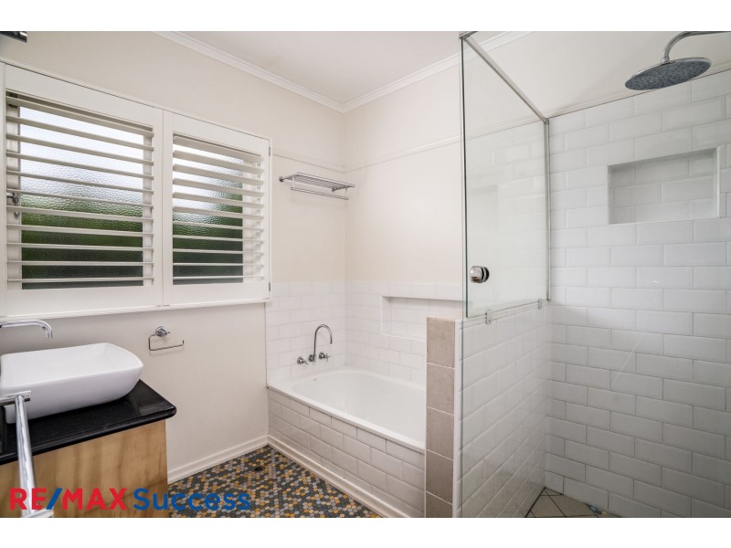 2 Lydwin Crescent, East Toowoomba QLD 4350