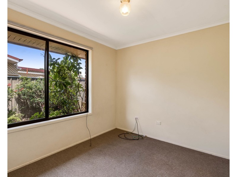 10 Matthews Street, Harristown QLD 4350