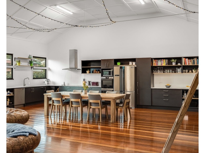 2 Allan Street, North Toowoomba QLD 4350