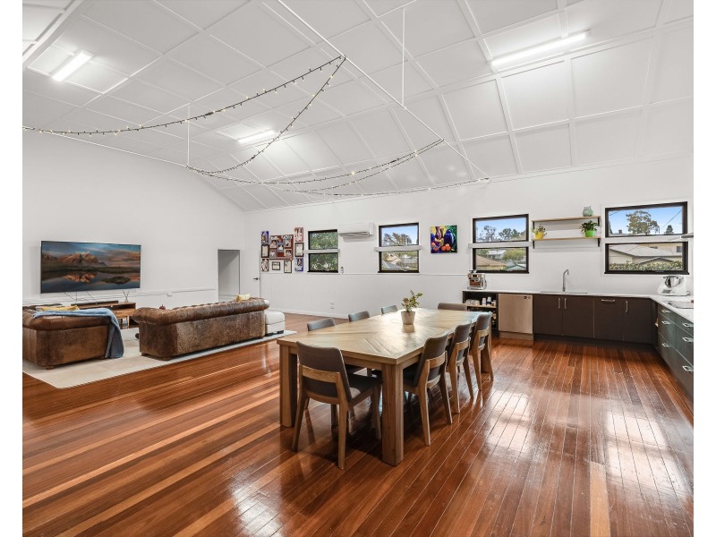 2 Allan Street, North Toowoomba QLD 4350