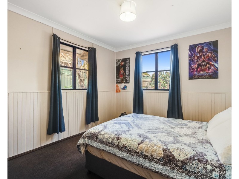 2 Allan Street, North Toowoomba QLD 4350