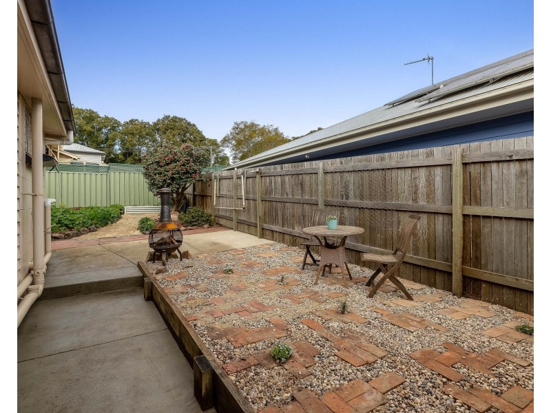 2 Allan Street, North Toowoomba QLD 4350