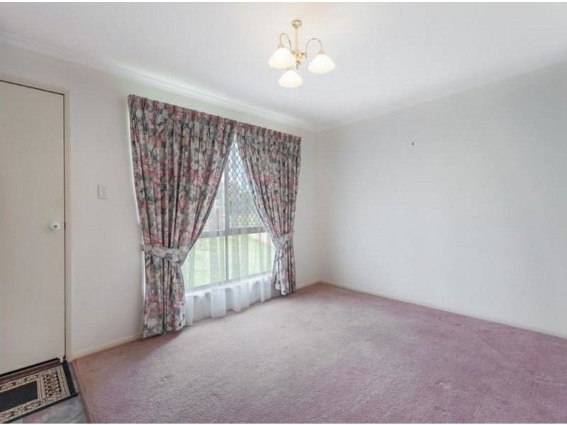 7 Daisy Court, Middle Ridge QLD 4350