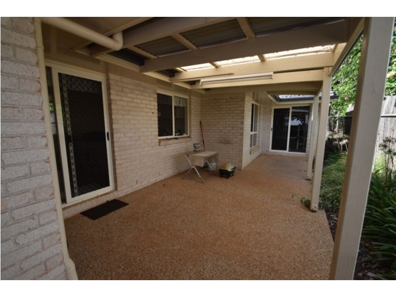14b Barry Street, Mount Lofty QLD 4350