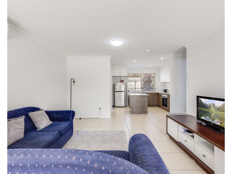 4/227 Nelson Street, Kearneys Spring QLD 4350