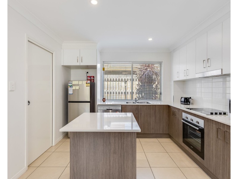4/227 Nelson Street, Kearneys Spring QLD 4350