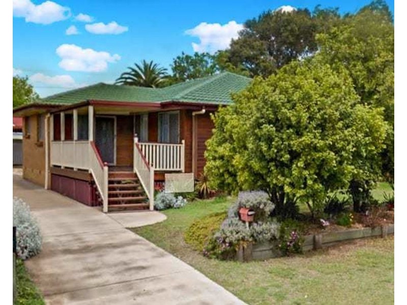 28 Dalgleish Street, South Toowoomba QLD 4350
