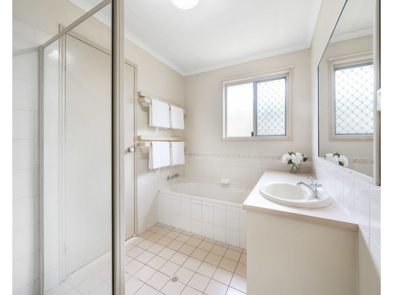 20 Satinwood Court, Glenvale QLD 4350