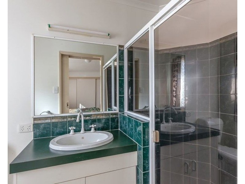 7 Stoneyhurst Court, Glenvale QLD 4350