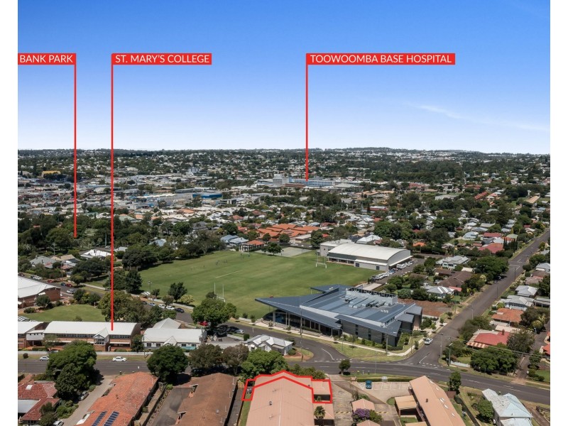 24/367 Margaret Street, Newtown QLD 4350