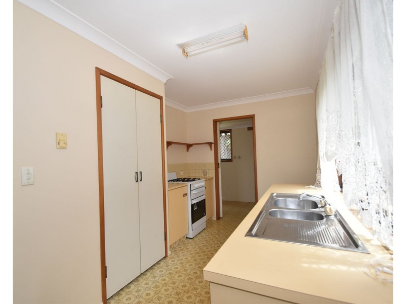 1/37 Agnes Street, Centenary Heights QLD 4350