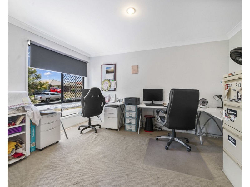 4 Winning Street, Glenvale QLD 4350