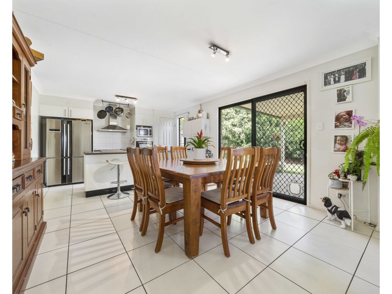 4 Winning Street, Glenvale QLD 4350