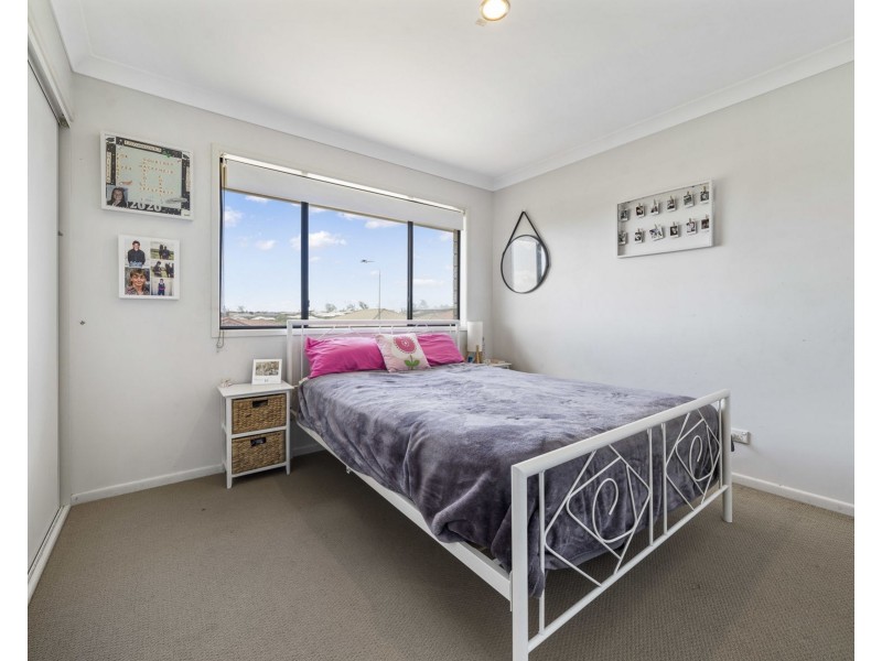 4 Winning Street, Glenvale QLD 4350