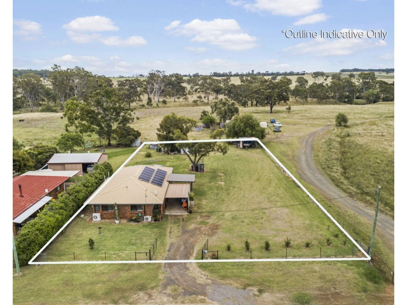 3 Nicholas Street, Goombungee QLD 4354