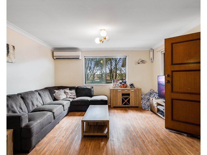 42 Poinciana Street, Newtown QLD 4350